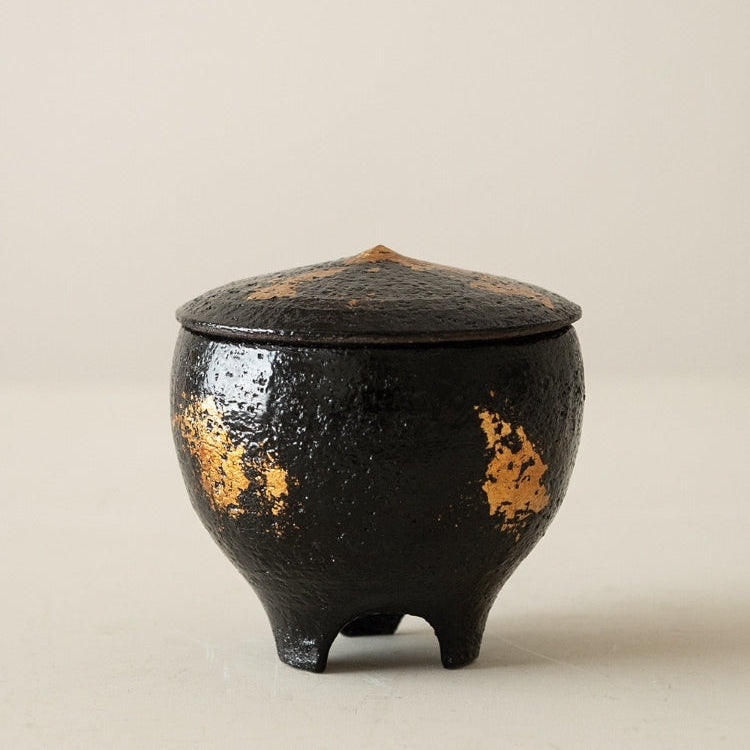 漆慈蘭三図香炉