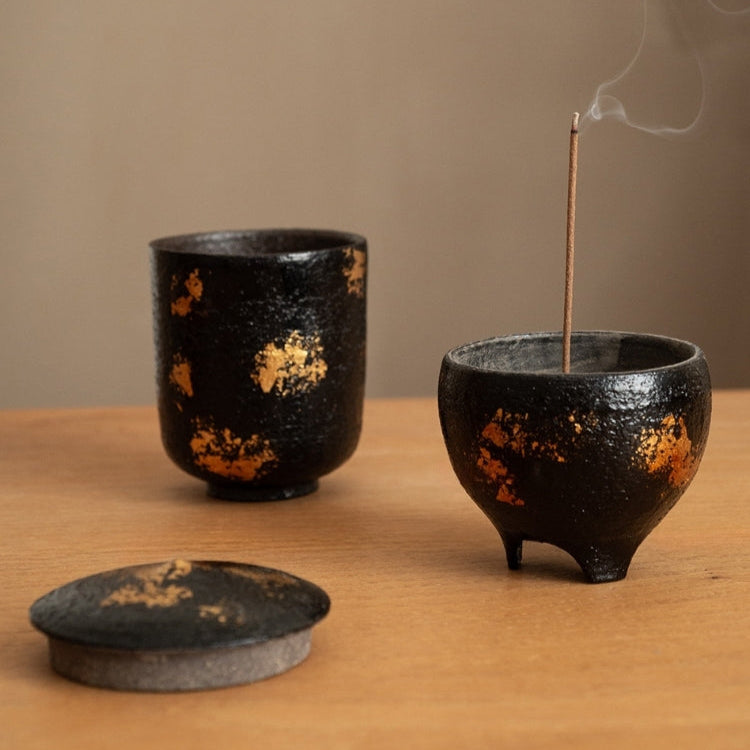 漆慈蘭三図香炉