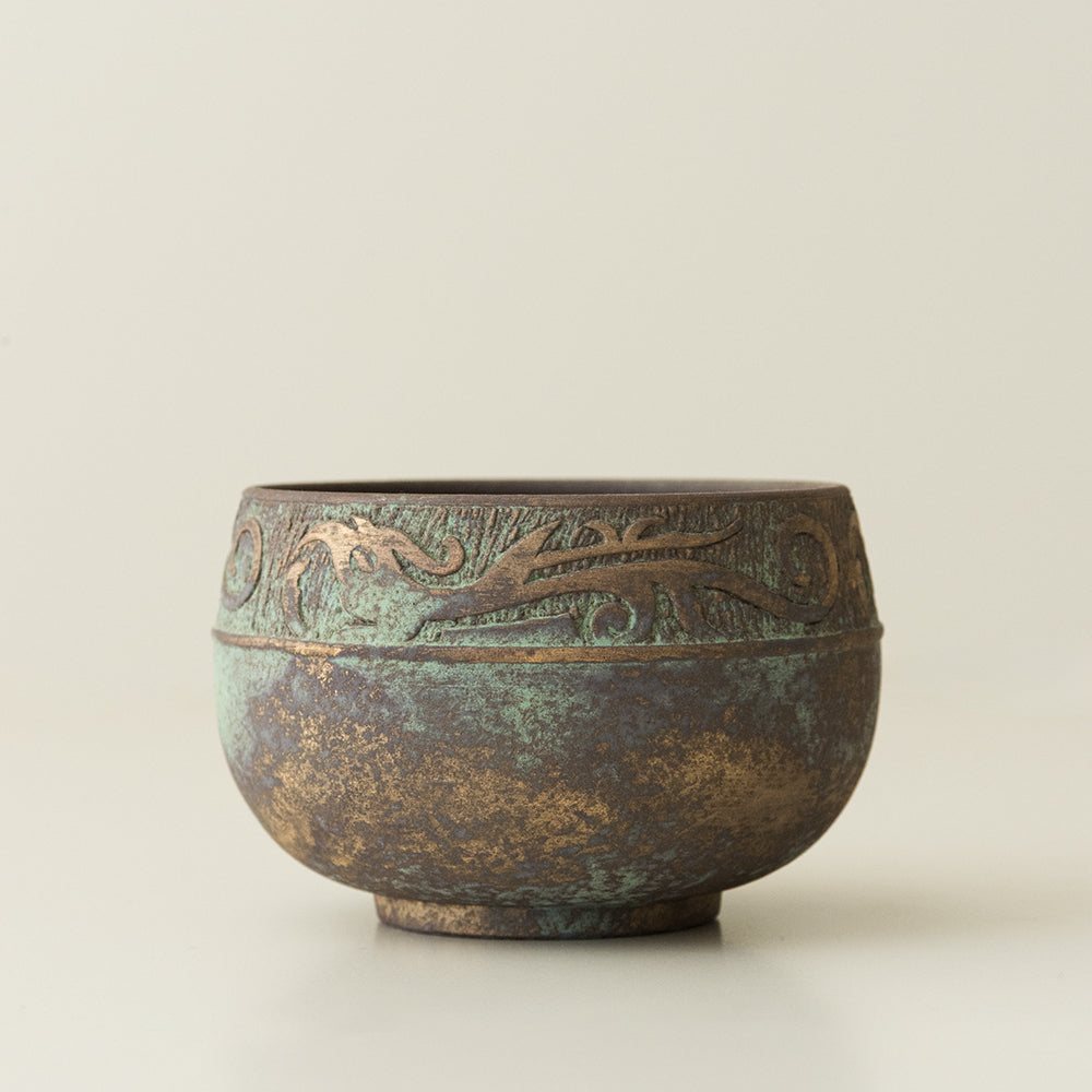 Bronze-Glazed Tea Wash