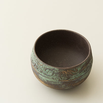 Bronze-Glazed Tea Wash