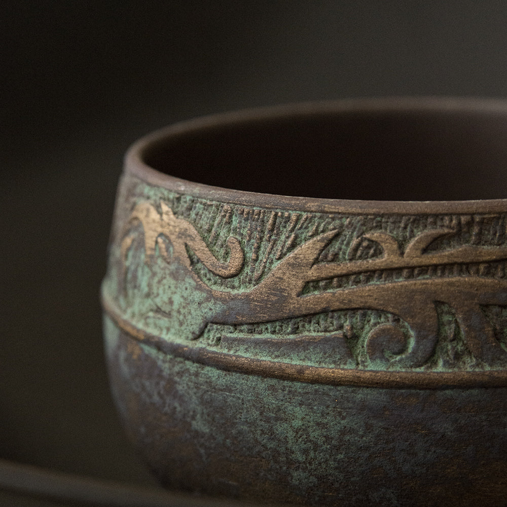 Bronze-Glazed Tea Wash