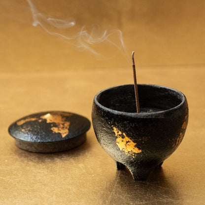 漆慈蘭三図香炉