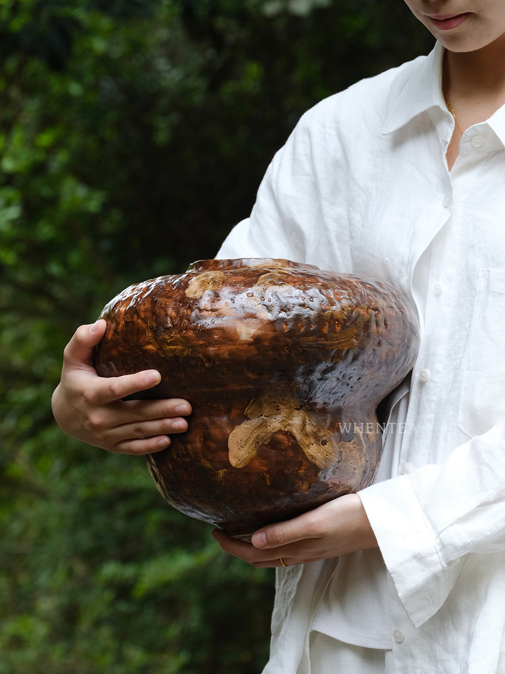 侘び寂びの日本の陶器瓶