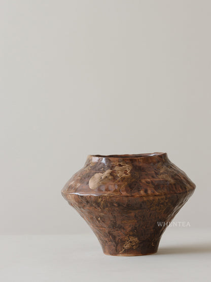 侘び寂びの日本の陶器瓶