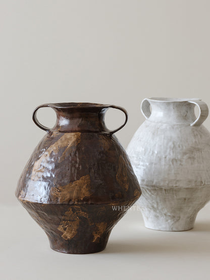 侘び寂びの日本の陶器瓶