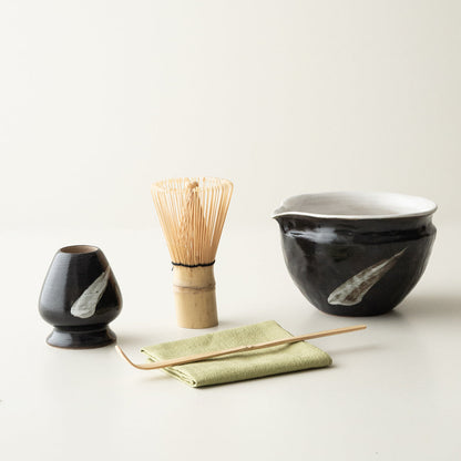 抹茶茶器セット（泡立て器、茶杓、茶碗付き）