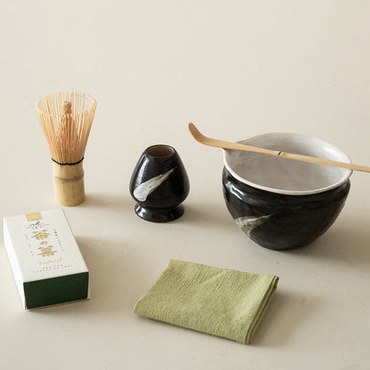 抹茶茶器セット（泡立て器、茶杓、茶碗付き）