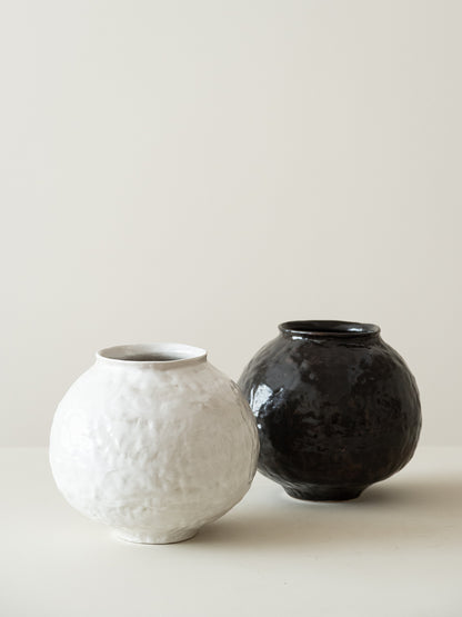 侘び寂びの日本の陶器瓶