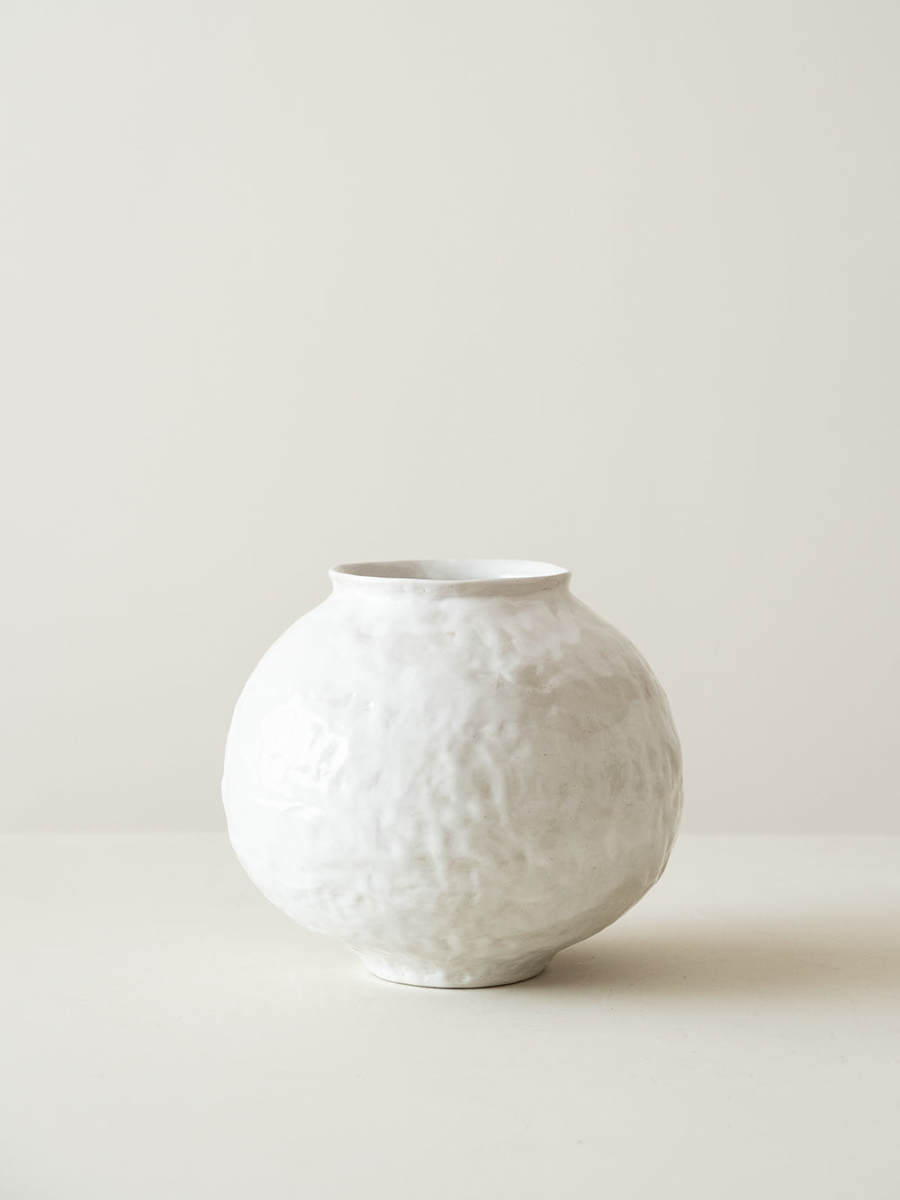 侘び寂びの日本の陶器瓶