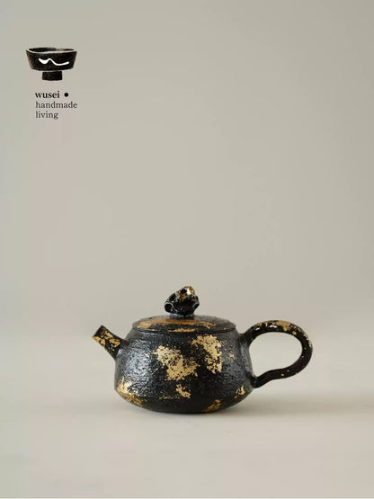 Gold-Flecked Lacquer Teapot with Taihu Stone-Inspired Knob