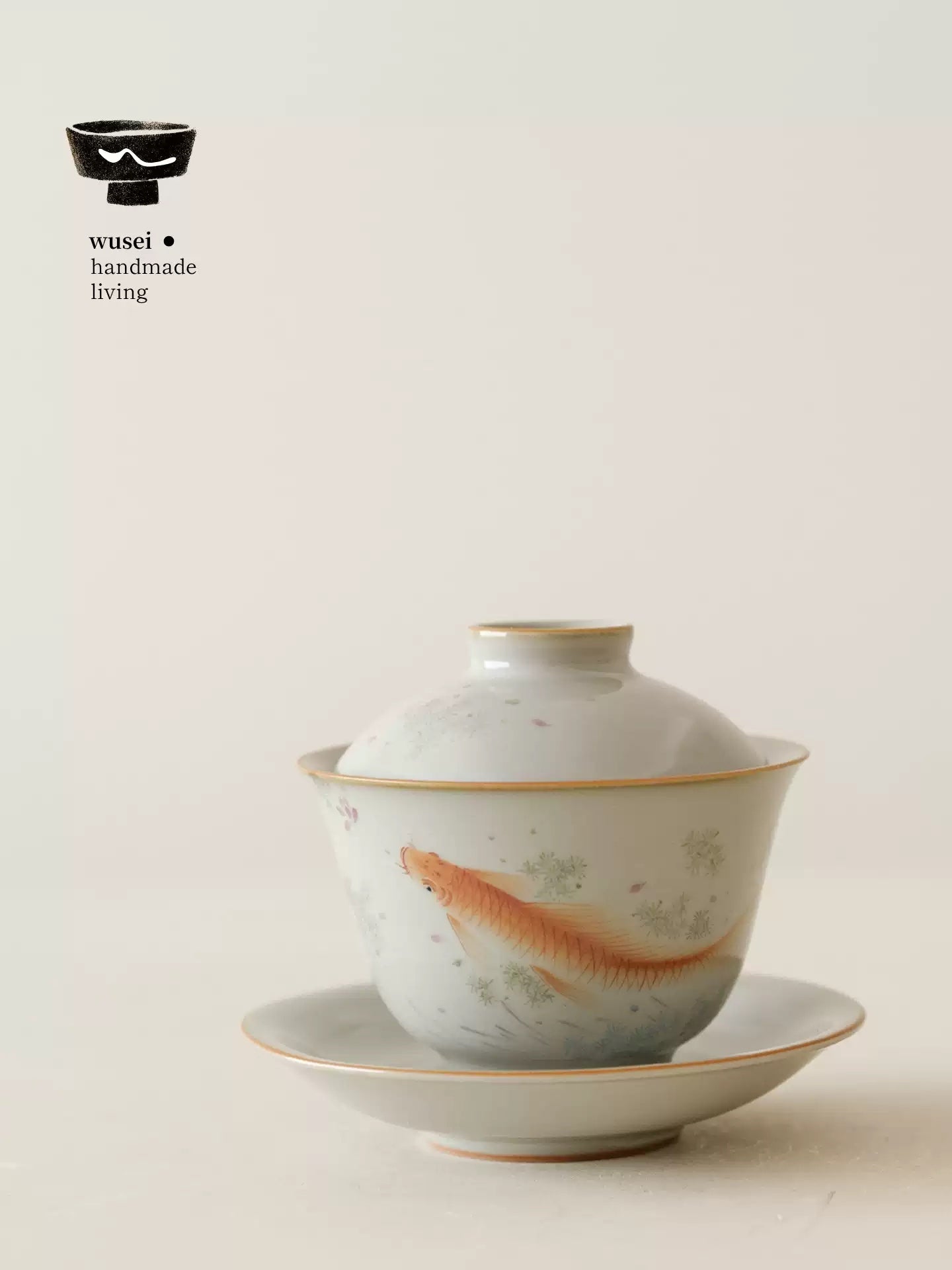 Hand-Painted Sky-Blue Ru Kiln Gaiwan with Fish Motif