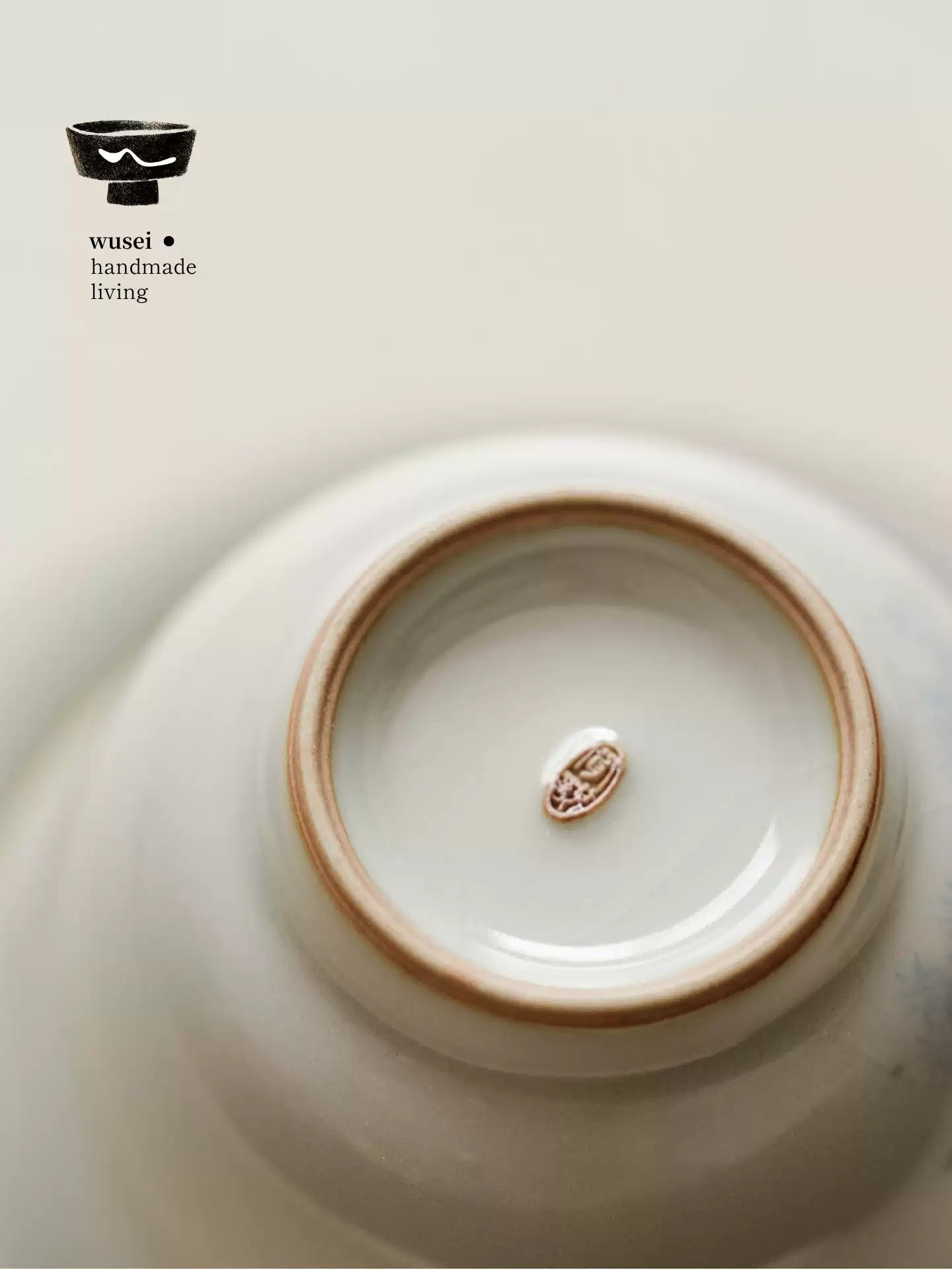 Hand-Painted Sky-Blue Ru Kiln Gaiwan with Fish Motif