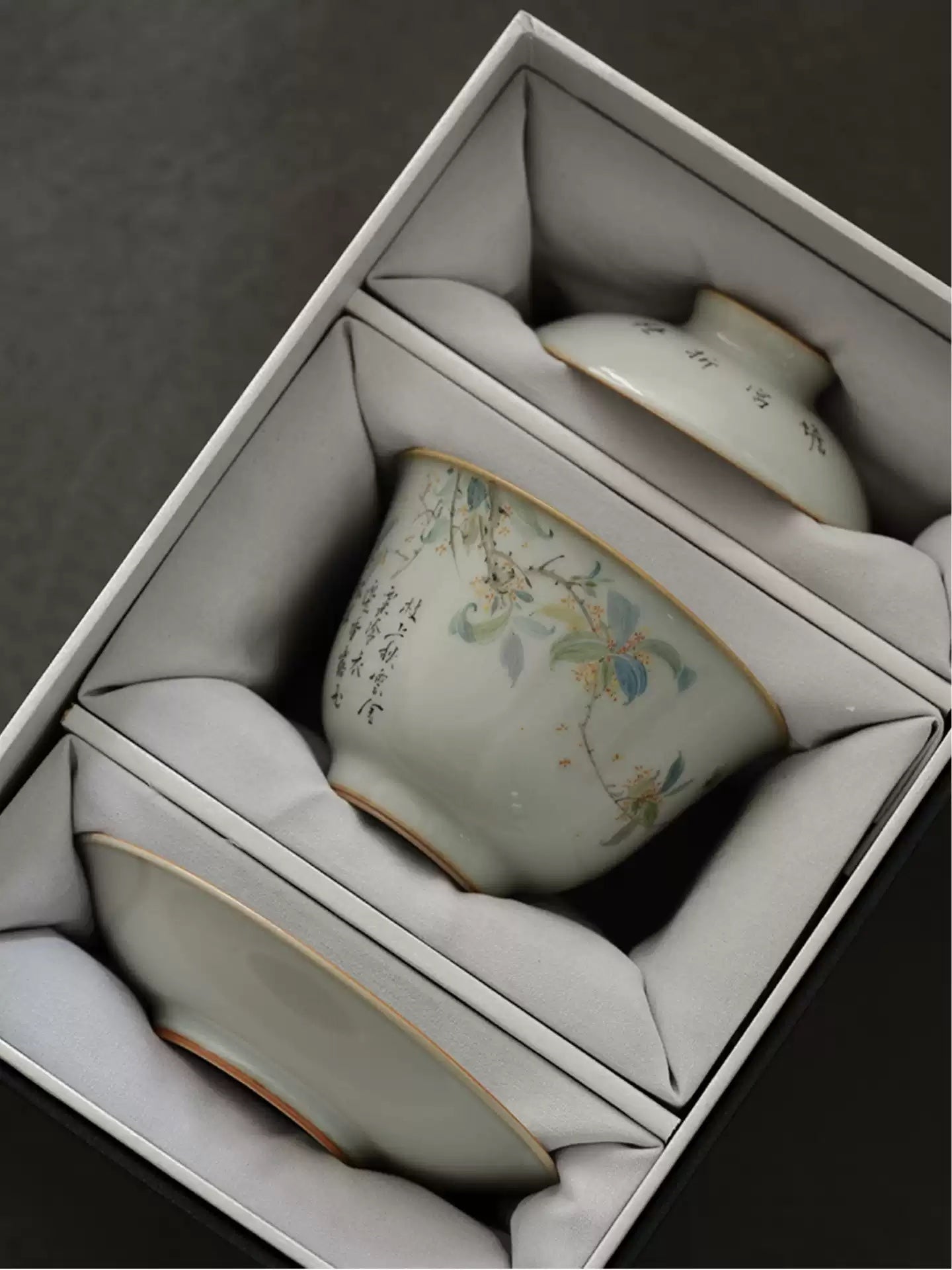 Hand-Painted Sky-Blue Ru Gaiwan with Osmanthus Design