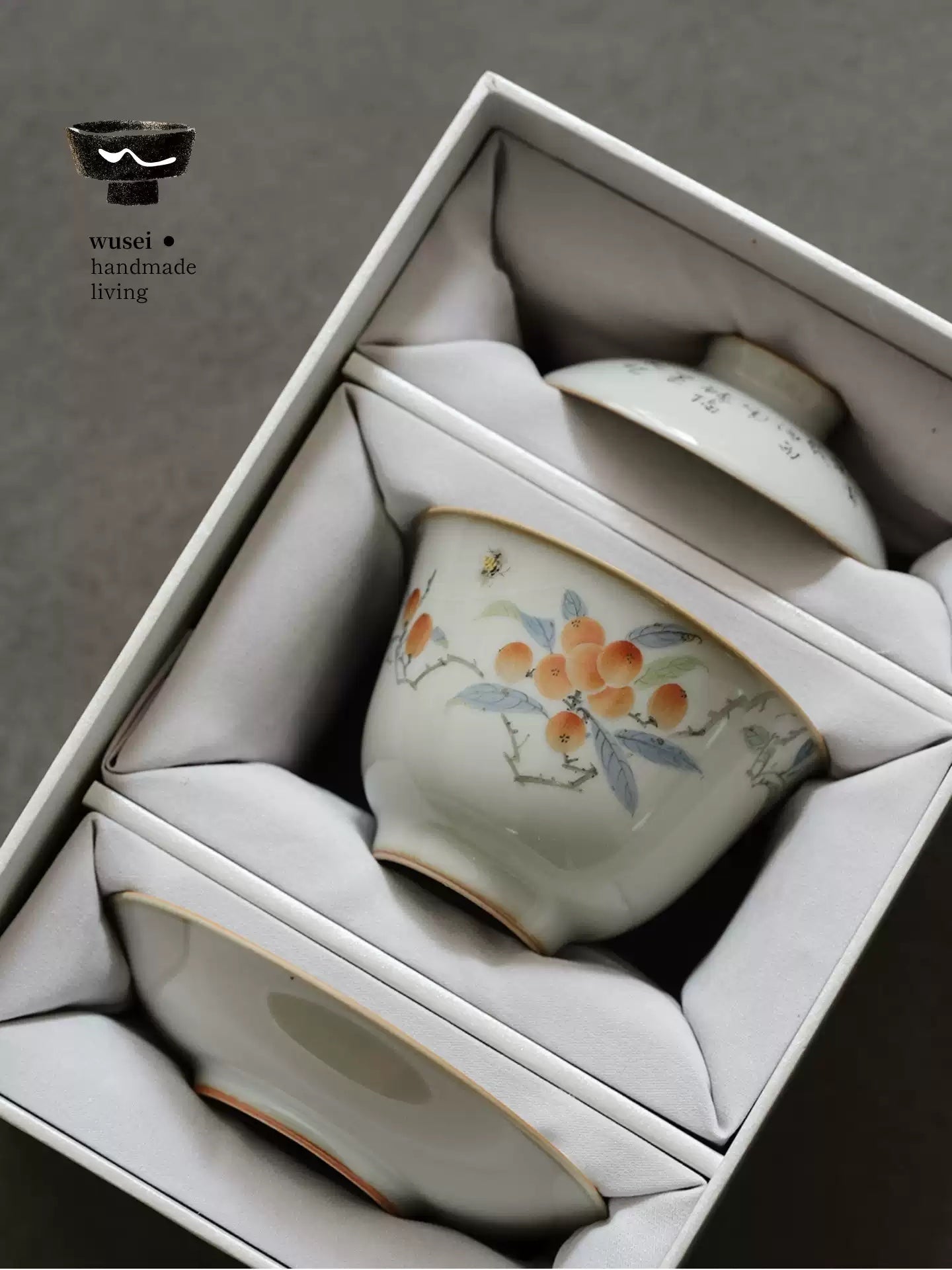 Hand-Painted Loquat Gaiwan – Sky-Blue Ru Ware