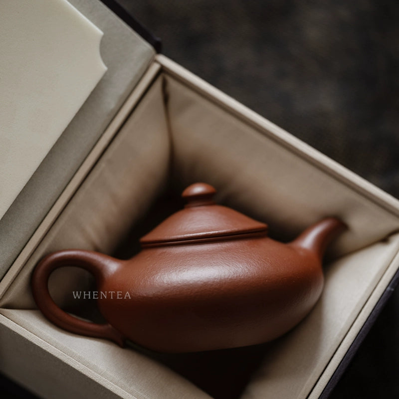 Lingzhi Teapot – Zhu Ni Clay